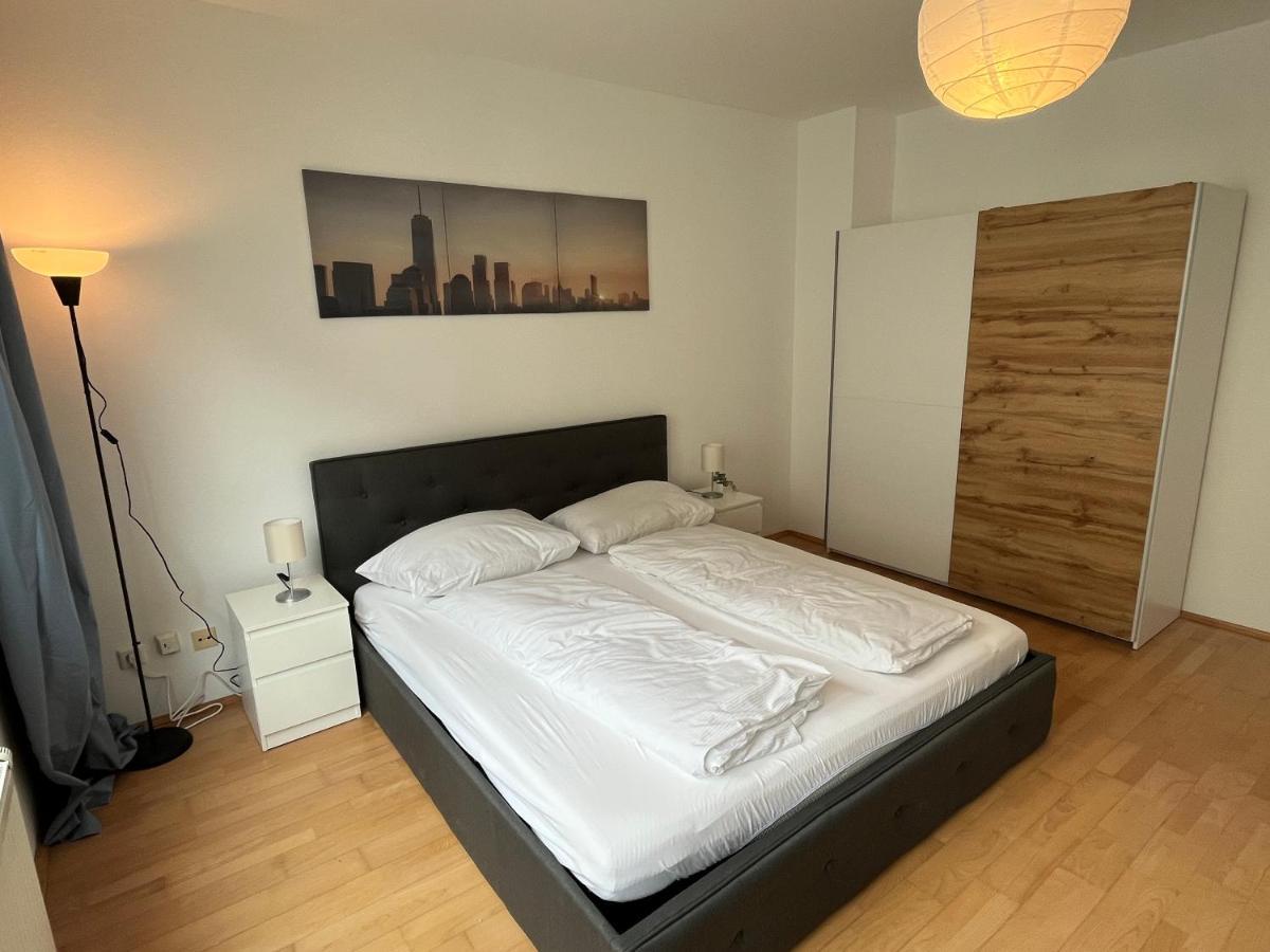 Cool Schonbrunn Apt 2Br Apartment Vienna Exterior photo
