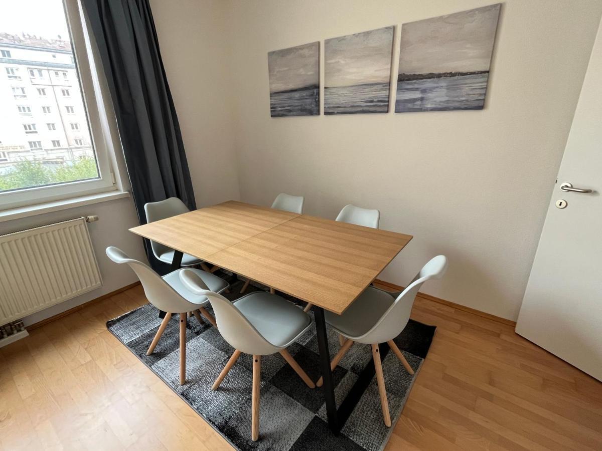 Cool Schonbrunn Apt 2Br Apartment Vienna Exterior photo