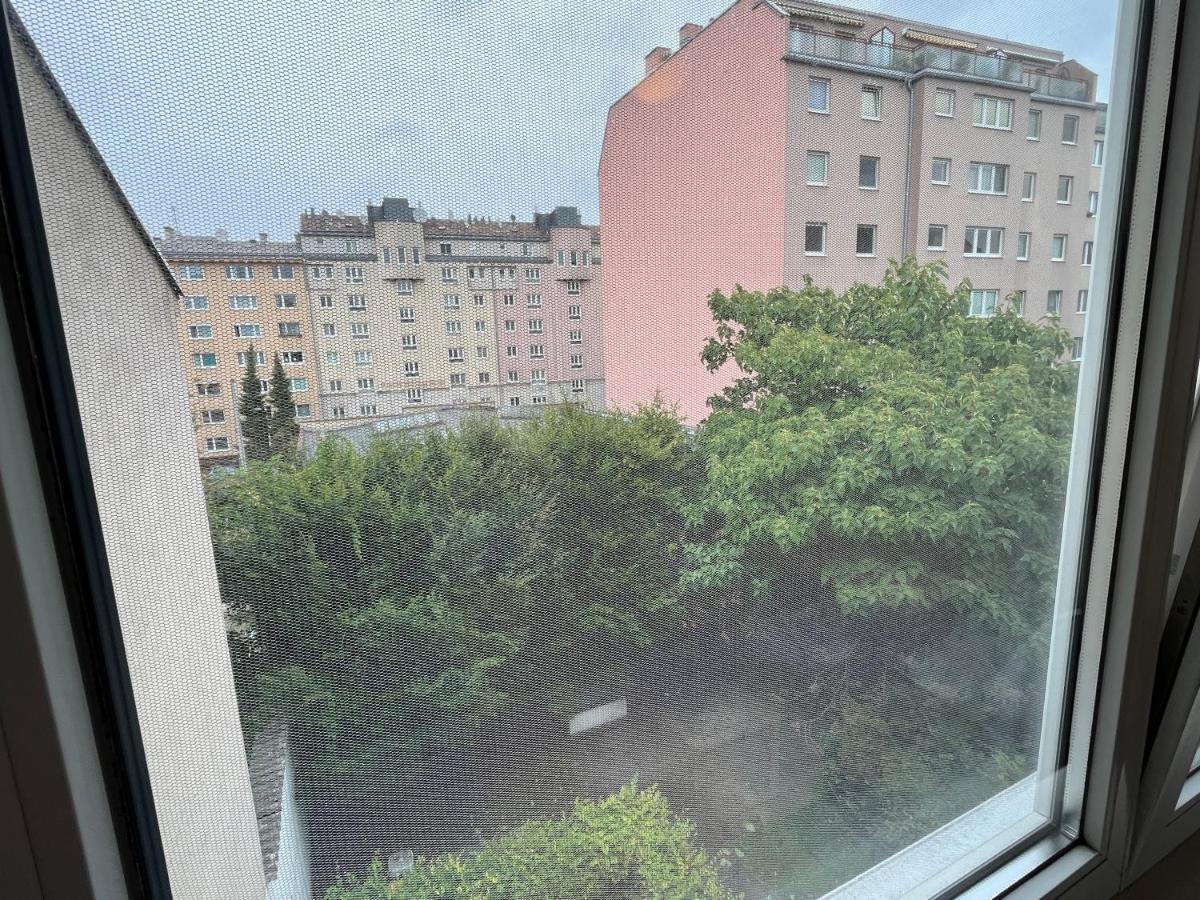Cool Schonbrunn Apt 2Br Apartment Vienna Exterior photo